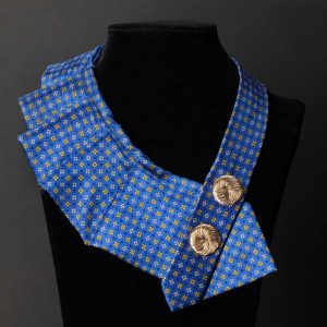 Collana blu #8