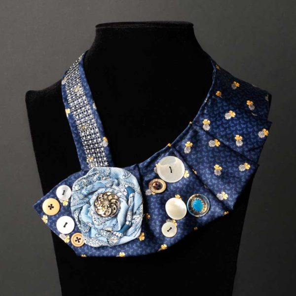 Collana blu #31