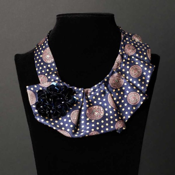 Collana blu #33