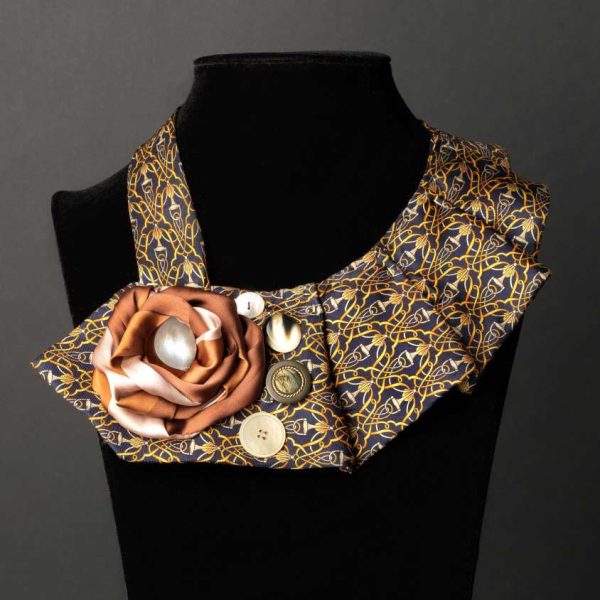 Collana blu #35