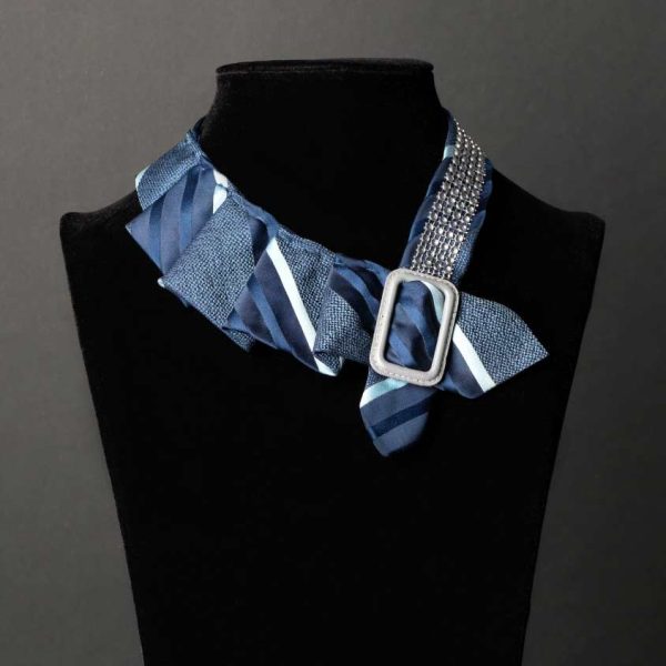 Collana blu #36