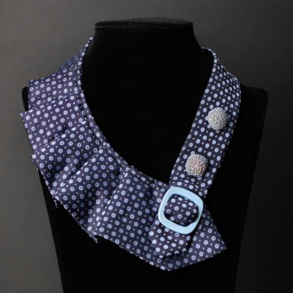 Collana blu #38